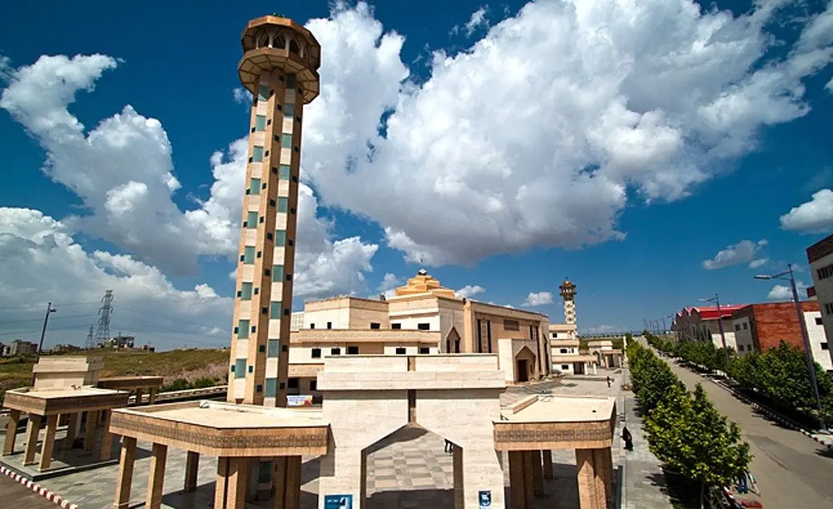 اطلس مساجد دانشگاه آزاد با حضور آیت‌‌الله هاشمی رفسنجانی رونمایی شد