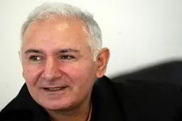حسین عاطفی: هنرمندان شهرستانی‌ را باید بیشتر جدی بگیریم