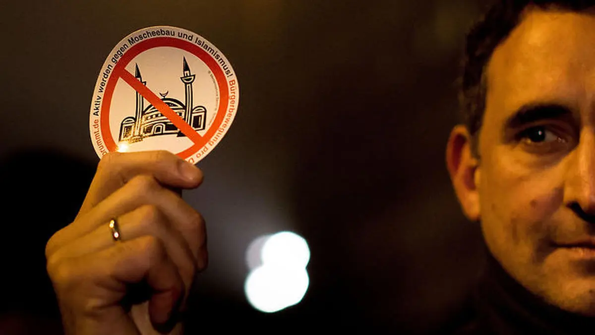 نژادپرستان آلمان بار دیگر در شرق این کشور علیه اسلام تظاهرات کردند