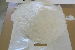 ۱۰ کیلو و ۲۰۰ گرم ماده مخدر از نوع شیشه طی عملیاتی در شهر پرند کشف شد