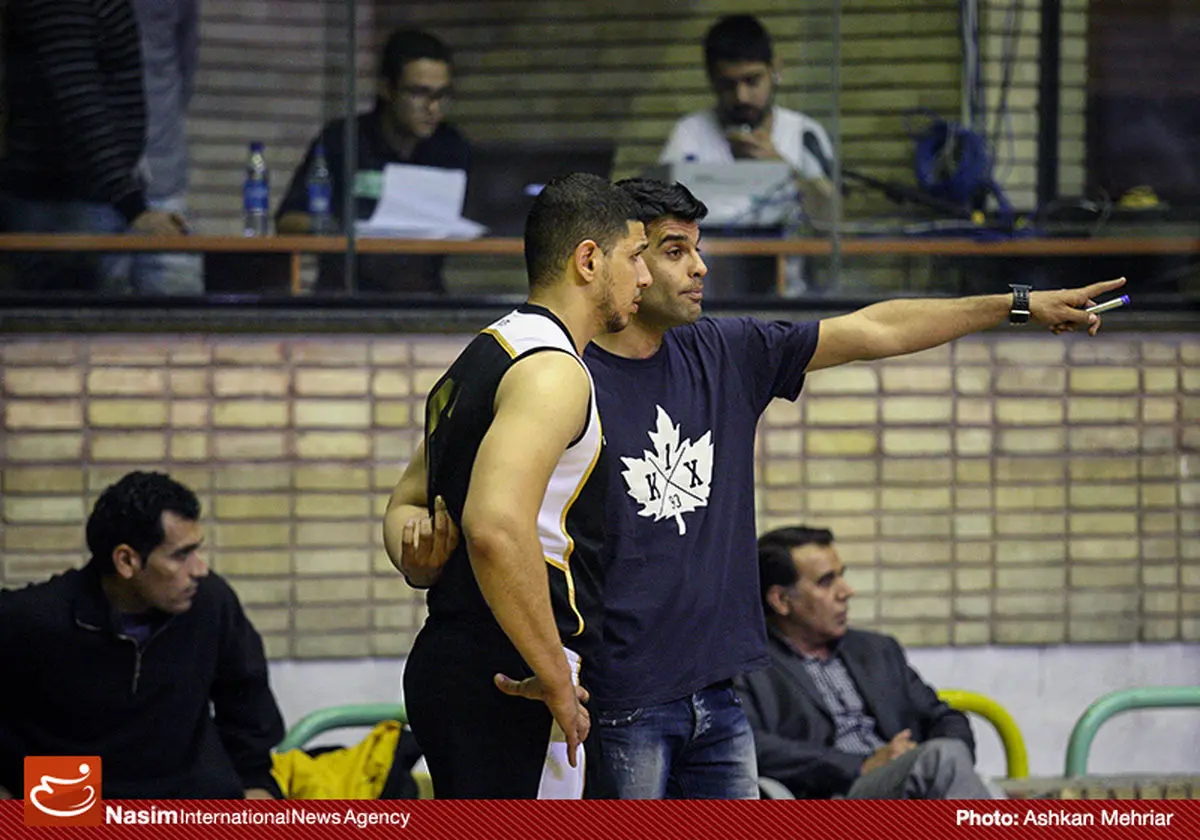 علی حموری‌نژاد: مشکل ما در خراب کردن پرتاب‌ها و موقعیت‌های زیر تور است