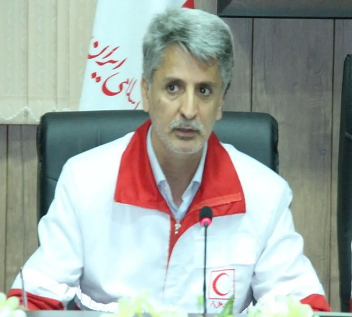 "امدادگران فارس در ۲۷ پایگاه جاده‌ای آماده ارائه خدمات زمستانه هستند"