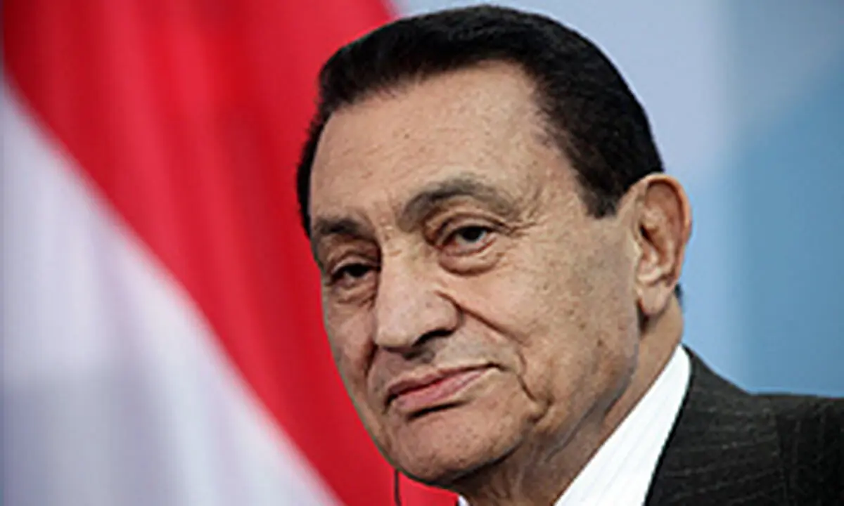 حکم سه سال حبس حسنی مبارک لغو شد