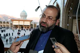 نماینده مردم شیراز: کاهش وابستگی به نفت در اولویت بودجه ۹۴ است