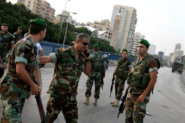 ارتش لبنان یک خودروی بمب‌گذاری شده را توقیف کرد
