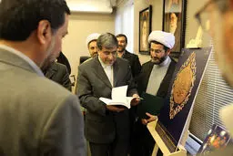 جنتی: با راه اندازی شبکه ماهواره‌ای امام رضا(ع) دنیا را با امام هشتم آشنا کنیم