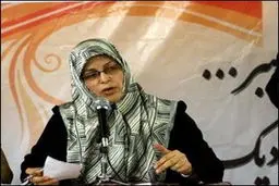 آذر منصوری: احزاب باید استفاده از ظرفیت‌های مختلف جامعه را در دستور کار قراردهند