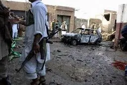 آموزگاران مدارس پیشاور مجوز حمل سلاح گرم دریافت می‌کنند