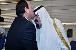 السیسی، سفر خود به سوئیس را برای شرکت در مراسم تشییع جنازه ملک عبدالله، نیمه تمام رها کرد