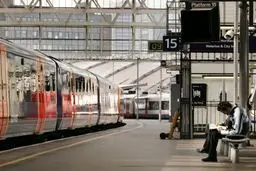 ایستگاه متروی واترلوی لندن در پی اعلام وضعیت اضطراری تخلیه شد