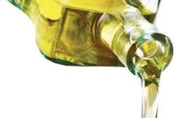 عضو هیأت مدیره شرکت مادر تخصصی بازرگانی دولتی: ۹۰ درصد روغن خام کشور وارداتی است