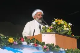 امام جمعه آبادان: مذاکرات با غرب در سایه توهین نشریه فرانسوی باید متوقف می‌شد