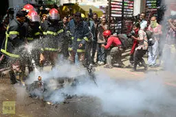 ۳۴ نفر در درگیری طرفداران احزاب سیاسی بنگلادش کشته شدند