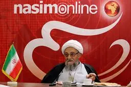 آیت‌الله عالمی از دفتر خبرگزاری «نسیم» در مشهد بازدید کرد