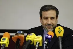 عراقچی: دور بعدی مذاکرات ایران ۱+۵ بهمن ماه برگزار می‌شود