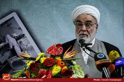 حجت‌الاسلام محمدی گلپایگانی حکم نماینده جدید ولی فقیه در هلال‌احمر را قرائت کرد