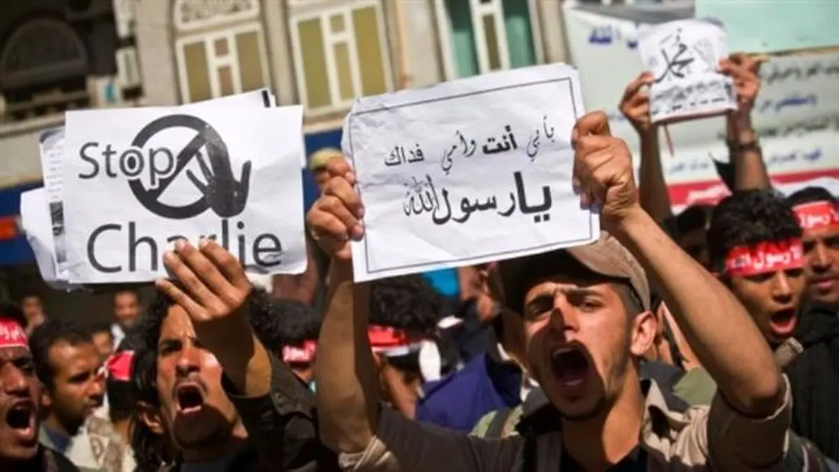 ده‌ها هزار یمنی در اعتراض به توهین نشریه شارلی ابدو به پیامبر اسلام(ص)، تظاهرات کردند