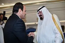 رئیس‌جمهور مصر در سفری غیرمنتظره وارد عربستان شد