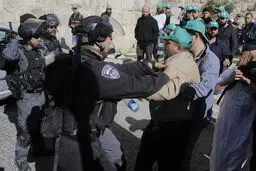 صهیونیست‌ها هشت فلسطینی را بازداشت کردند