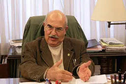 کشاورز: در صورت ارسال حکم قطعی رحیمی از سوی دادستان، پروانه وکالت وی باطل می‌شود