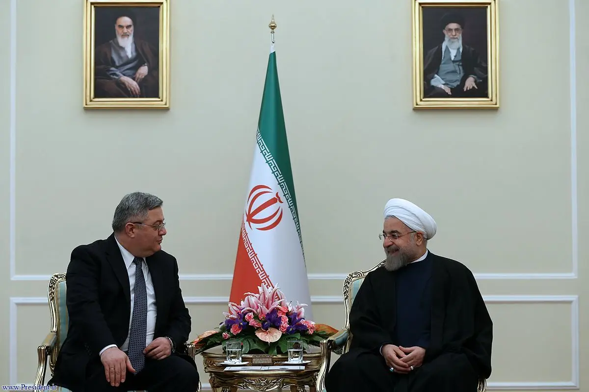 روحانی: شتاب در مناسبات و همکاری‌های تهران و تفلیس ضروری است