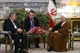 هاشمی: روابط ایران و گرجستان می‌توانست نمونه همکاری کشور مسلمان با مسیحی باشد