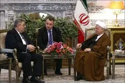 هاشمی: روابط ایران و گرجستان می‌توانست نمونه همکاری کشور مسلمان با مسیحی باشد