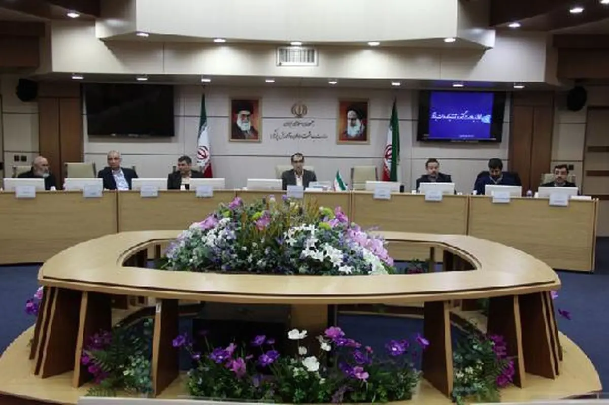 وزیر بهداشت: نباید هیچ فردی بخاطر هزینه‌‌های درمان فقیر شود