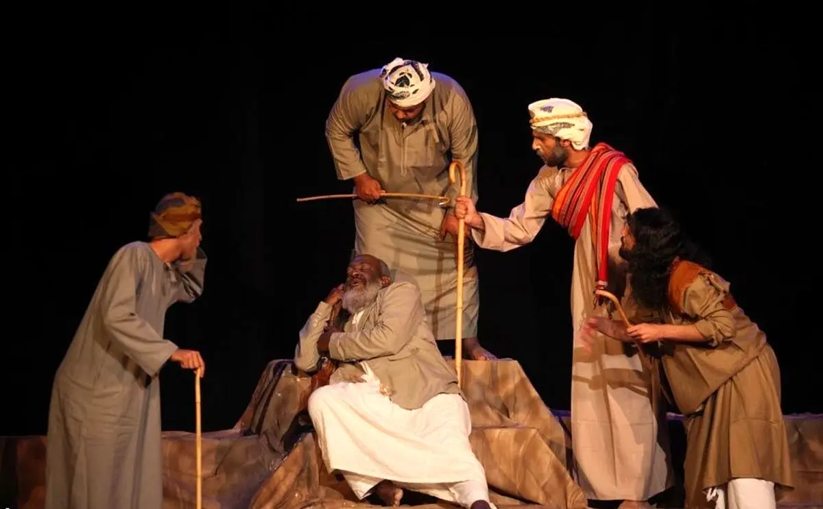 عمانی‌ها نشان مخصوص خود را به صالح‌پور هدیه دادند