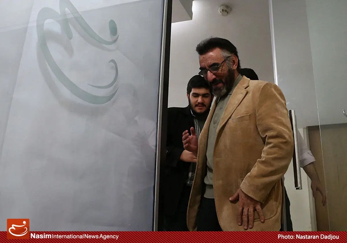 گزارش تصویری:: حضور فرج‌الله سلحشور در خبرگزاری «نسیم»