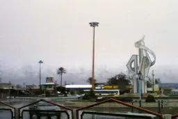 امام جمعه کازرون از شورای این شهر به دلیل عدم برنامه‌ریزی در زیباسازی شهر انتقاد کرد