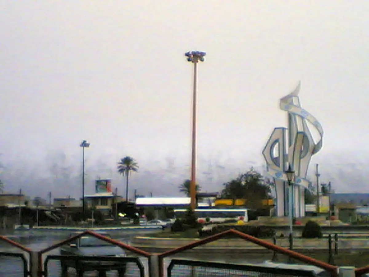 امام جمعه کازرون از شورای این شهر به دلیل عدم برنامه‌ریزی در زیباسازی شهر انتقاد کرد