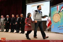 گزارش تصویری:: تقدیر از برگزیدگان نوزدهمین المپیاد علمی و دانشجویی