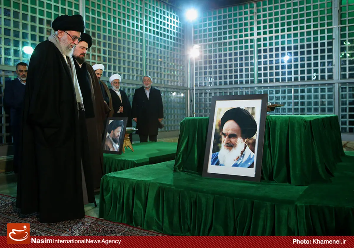 فیلم:: حضور رهبر معظم انقلاب در مرقد مطهر امام راحل و گلزار شهدای بهشت زهرا(س)