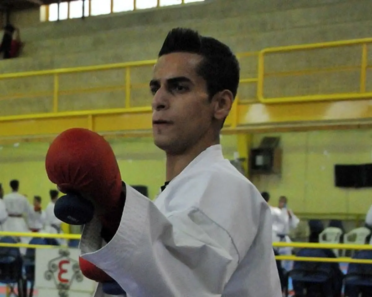 درفشی‌پور در مسابقات کاراته امارات نقره گرفت