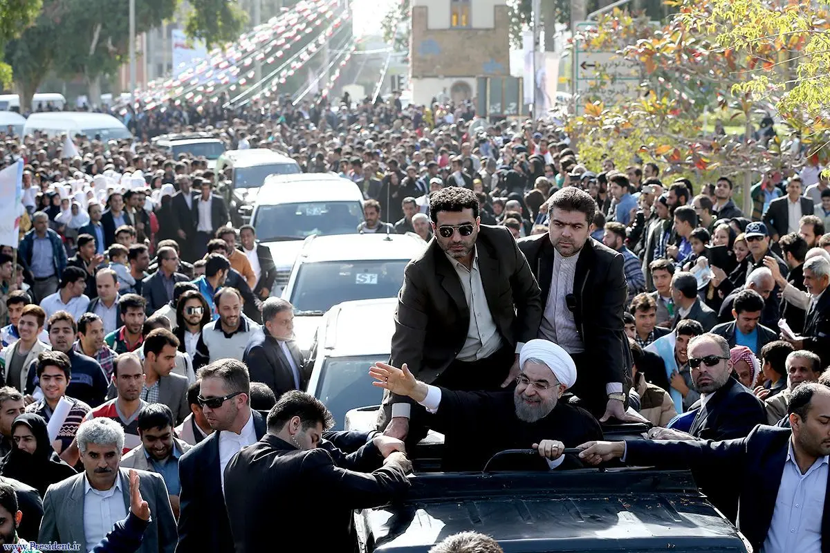 طرح "بیان انتظارات مردم از رئیس‌جمهور" به مناسبت سفر هیأت دولت به اصفهان کلید خورد