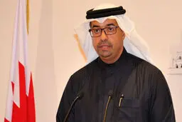وزیر اطلاع‌رسانی بحرین: برخی از شهروندان سلب تابعیت شده با ایران و حزب‌الله ارتباط داشتند
