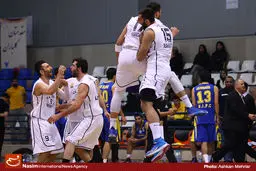 دانشگاه آزاد نخستین دیدار رده‌بندی لیگ ملی بسکتبال را برد