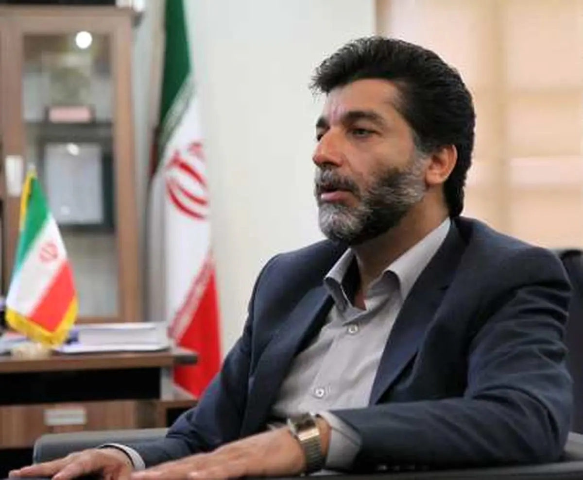 آیین رونمایی از کتاب "انقلاب اسلامی در شیراز" برگزار شد