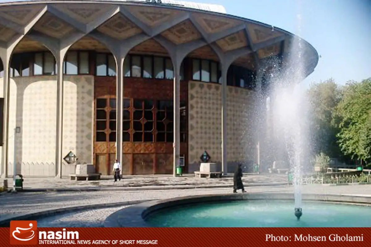 تئاتری‌ها برای ۴۲ سالگی مجموعه تئاترشهر جشن گرفتند