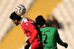 پرسپولیس یک نیمه مقابل ذوب‌‌آهن متوقف شد