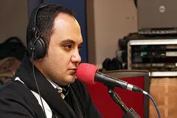 احسان کرمی مجری برنامه افتتاحیه جشنواره فیلم فجر شد
