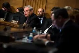 صهیونیست‌ها ۳۴۰ هزار دلار به سناتور دموکرات برای مخالفت با برنامه هسته‌ای ایران هدیه دادند