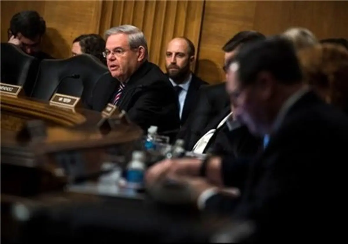 صهیونیست‌ها ۳۴۰ هزار دلار به سناتور دموکرات برای مخالفت با برنامه هسته‌ای ایران هدیه دادند