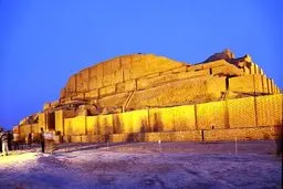 سرپرست گروه هنری میسان: مهمانپذیر عربی در معبد زیگورات شوش احداث شد