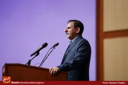 جهانگیری: تحقیر بخش خصوصی به معنای تقویت کردن شرکت‌های خارجی است