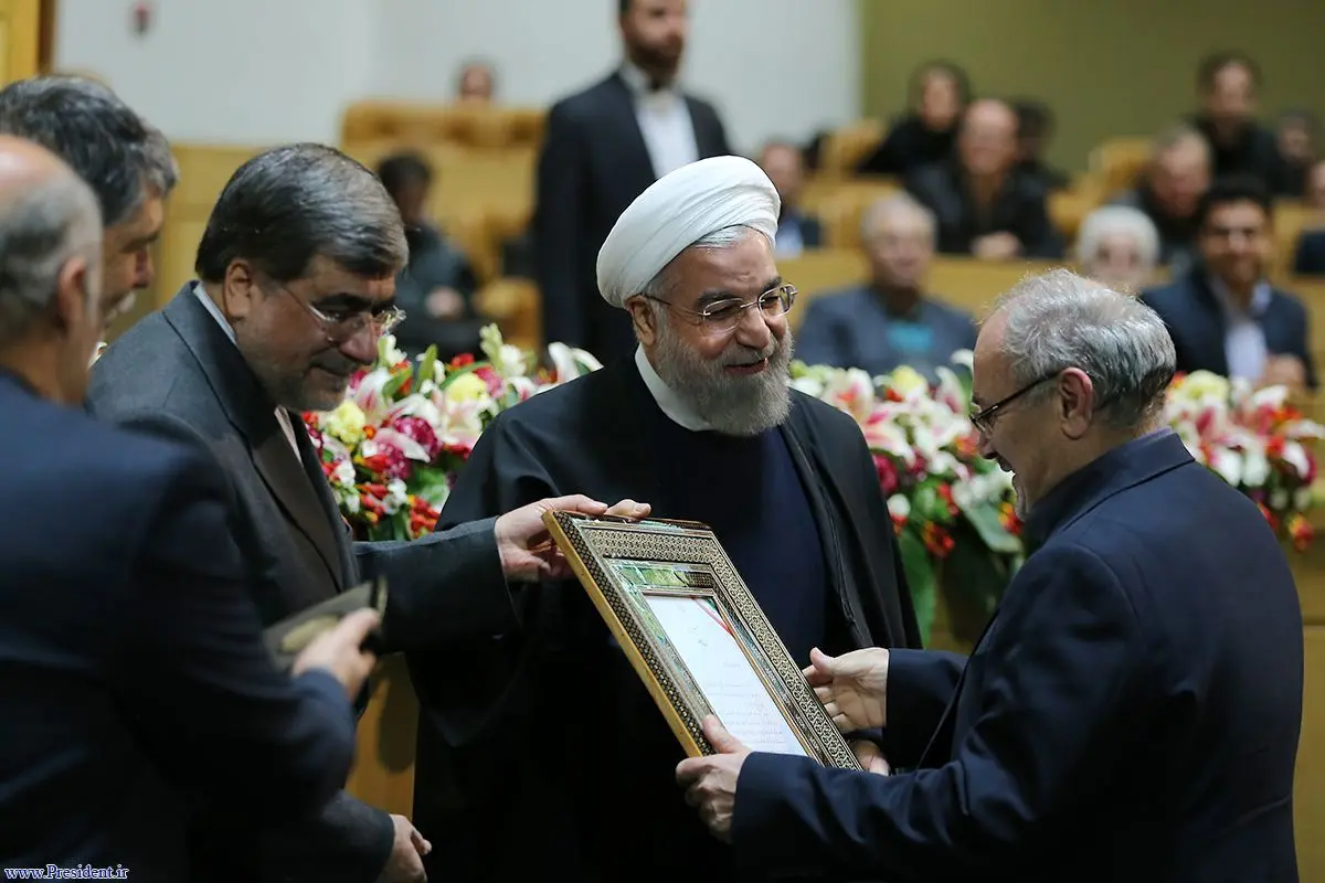 جایزه "کتاب سال" برگزیدگان خود را شناخت