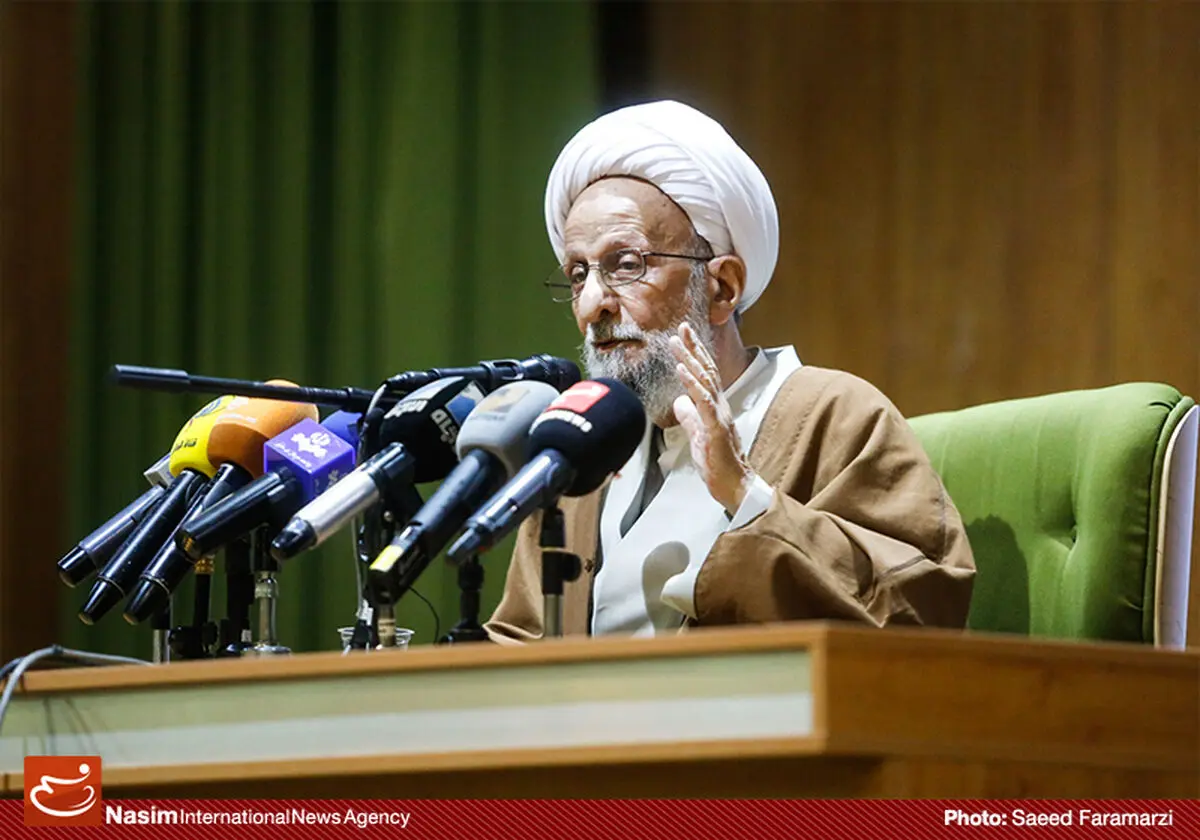 آیت‌الله مصباح: چرا برداشتن تحریم‌ها هدف اصلی ما شده است؟