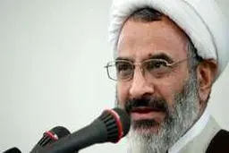 حاج صادقی: برخی به فکر معامله با دشمن هستند