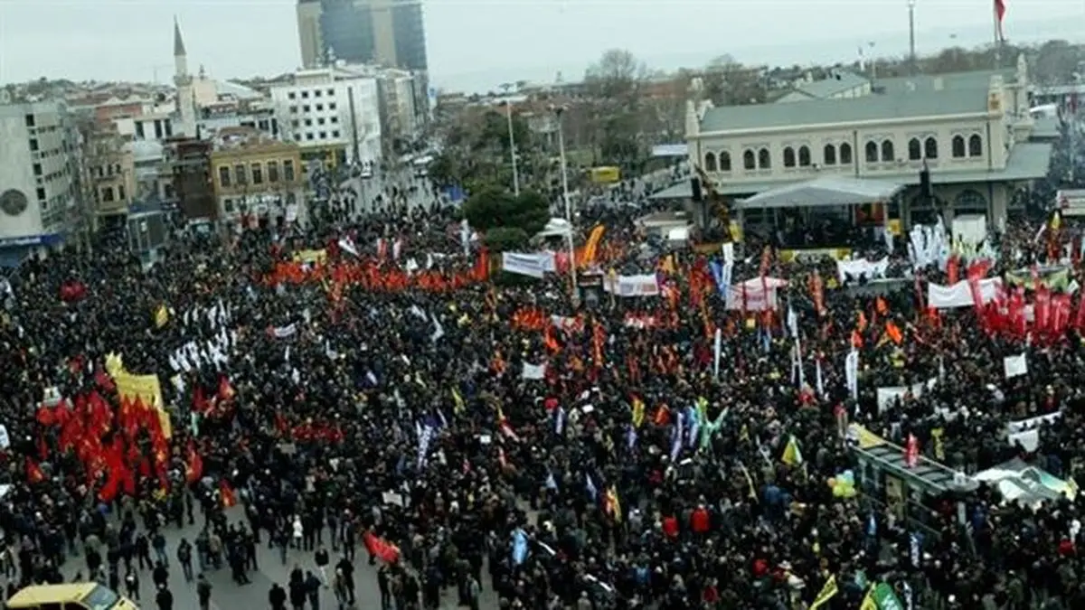 هزاران نفر از علویان ترکیه علیه سیاست‌های دولت تظاهرات کردند
